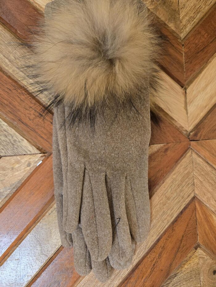 Touch Screen Gloves With Pom-Pom Accent - Image 4