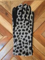 Fuzzy Faux Fur Leopard Print Smart Touch Gloves - Image 2
