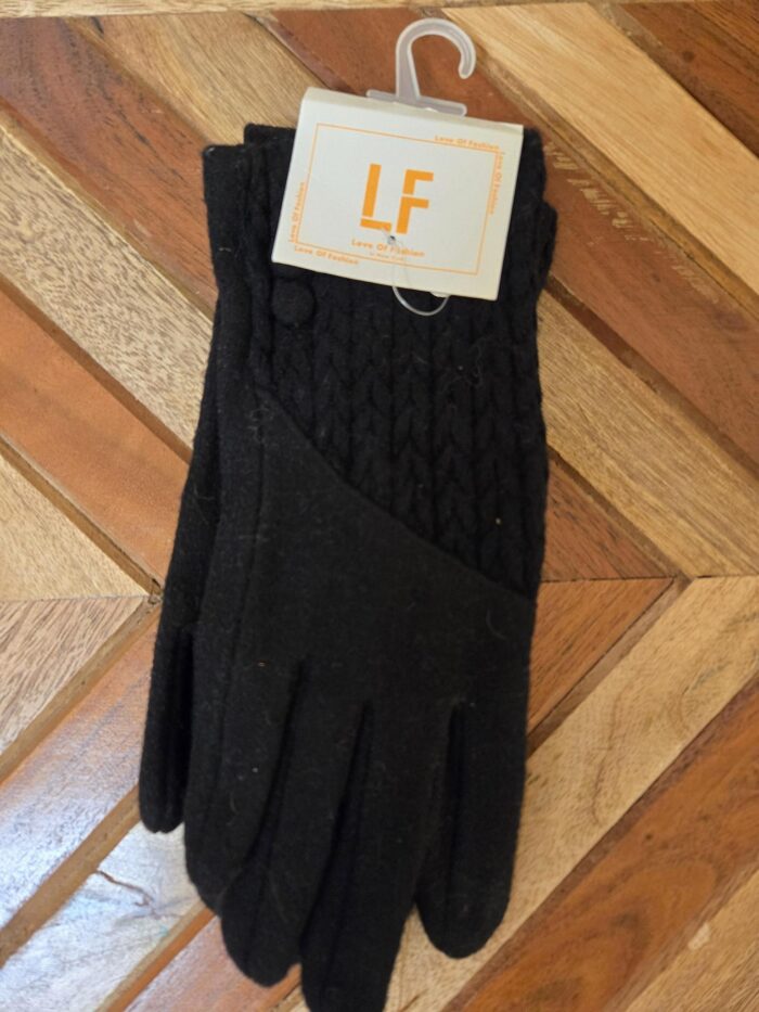 Cable Knit Button Smart Touch Gloves - Image 3